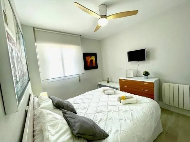 Apartment Gatu Villa Salada, Junto La Playa, Parking, Terraza, Aire Acc, Piscina, Wifi Solo Familias O Grupos Mayores De 25 Anos El Puerto de Santa Maria Spain